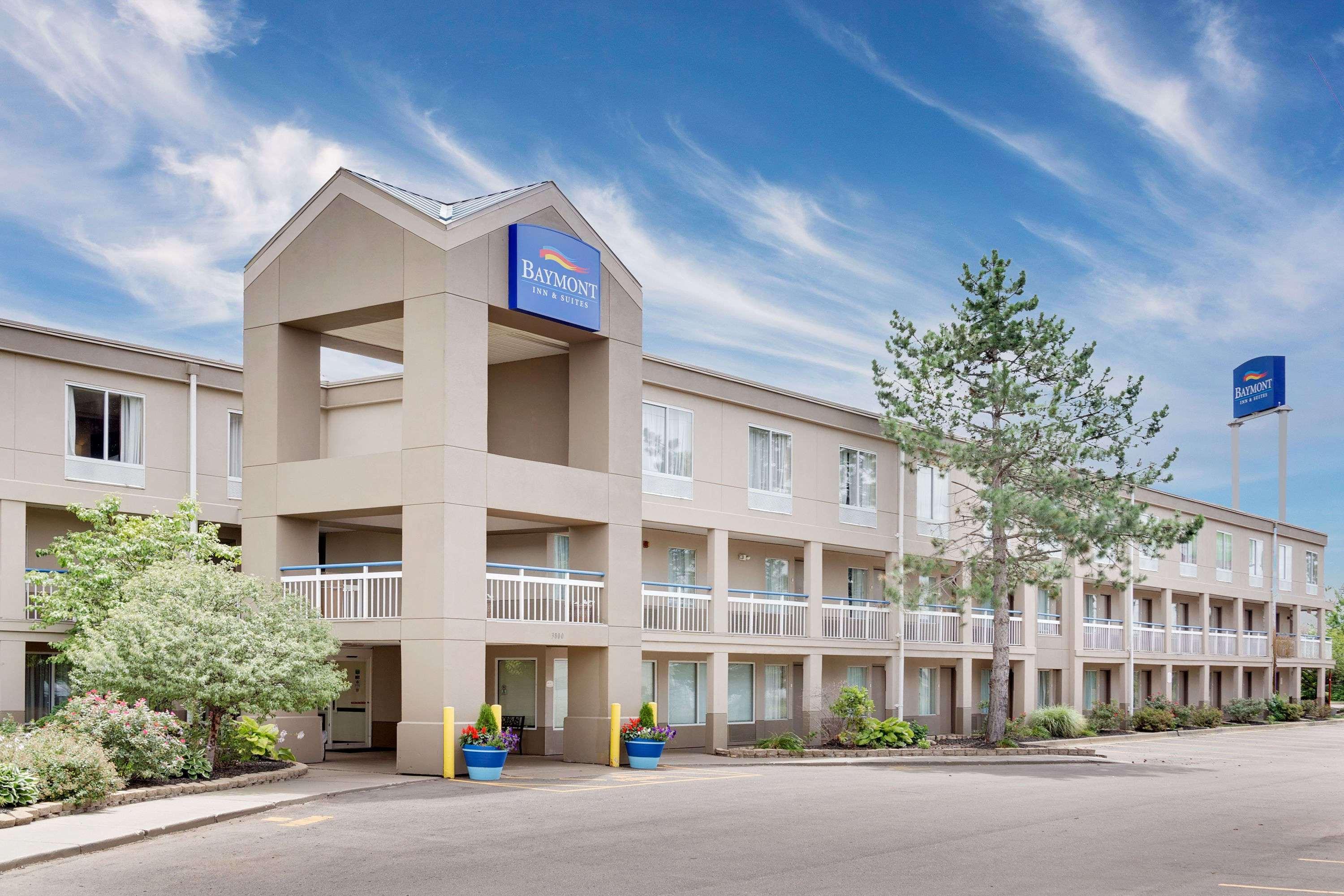 Baymont By Wyndham Kalamazoo East Extérieur photo